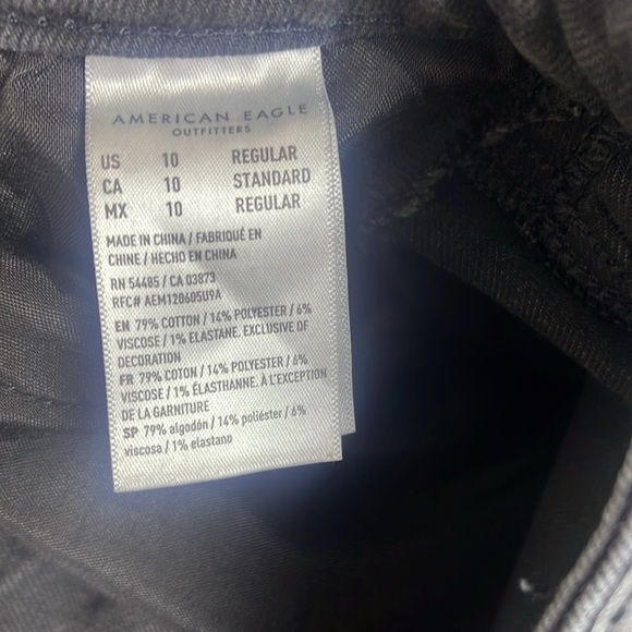 American Eagle mom jeans 10 - Picture 7 of 7